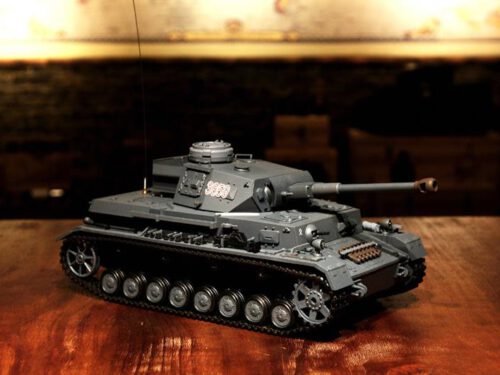 ferngesteuerter-panzer-schuss-deutscher-kampfwagen-4-f2-1.jpg