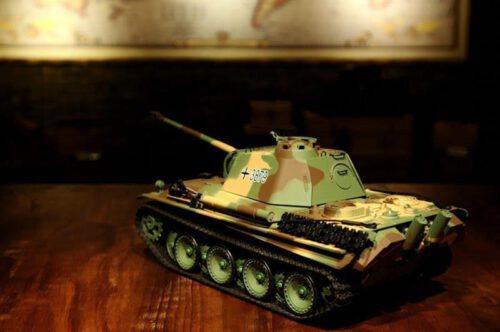 ferngesteuerter-panzer-von-heng-long-panther-g-6.jpg