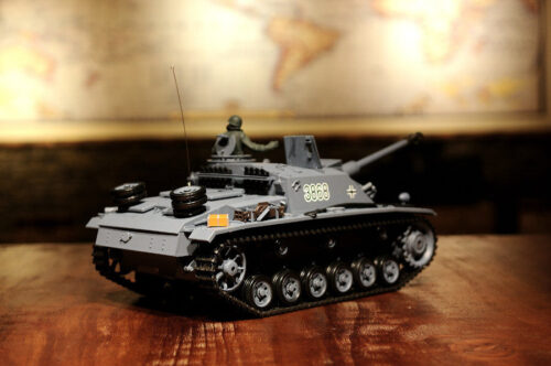 rc-panzer-von-henglong-sturmgeschuetz-3-stug-upg-3_1_1[1].jpg