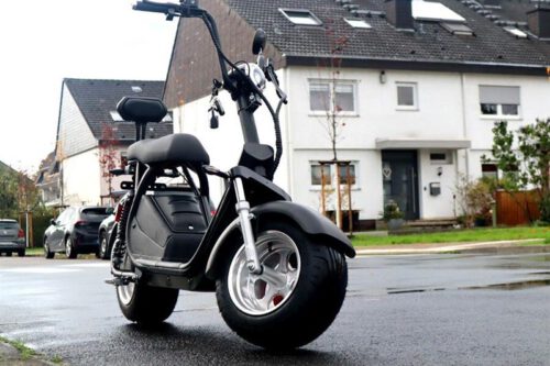 elektro_motorrad_scooter_coco_bike_cp5.1_mit_60v_20a_akku-schwarz-5[1].jpg