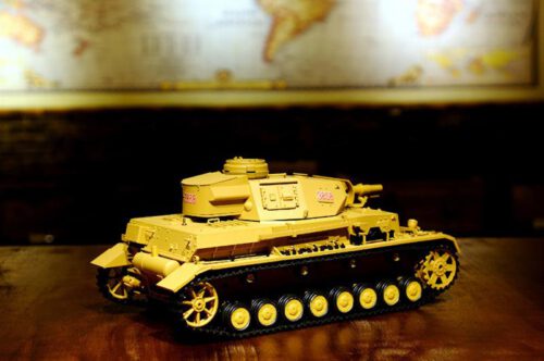 ferngesteuerter-panzer-mit-schussfunktion-rauch-sound-deutscher-kampfwagen-4-f1-2.jpg
