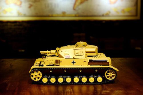 ferngesteuerter-panzer-mit-schussfunktion-rauch-sound-deutscher-kampfwagen-4-f1-4.jpg
