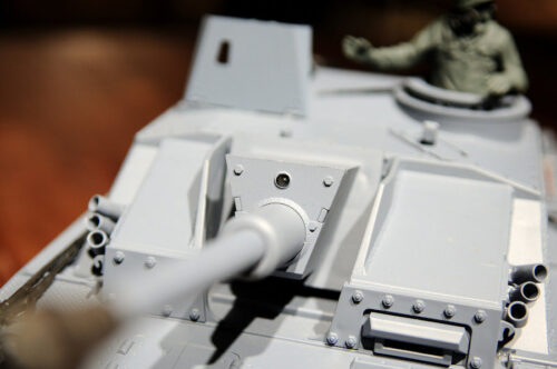 rc-panzer-von-henglong-sturmgeschuetz-3-stug-upg-12_1_1[1].jpg