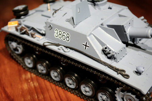 rc-panzer-von-henglong-sturmgeschuetz-3-stug-upg-5_1_1[1].jpg