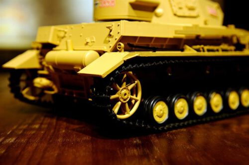 ferngesteuerter-panzer-mit-schussfunktion-rauch-sound-deutscher-kampfwagen-4-f1-17.jpg