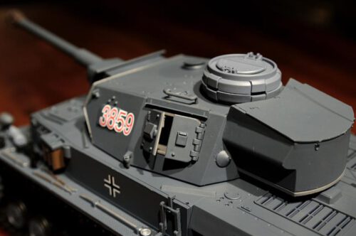 ferngesteuerter-panzer-schuss-deutscher-kampfwagen-4-f2-10.jpg