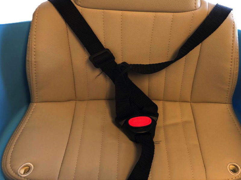 je1818-volkswagen-beetle-oldtimer-rubberen-banden