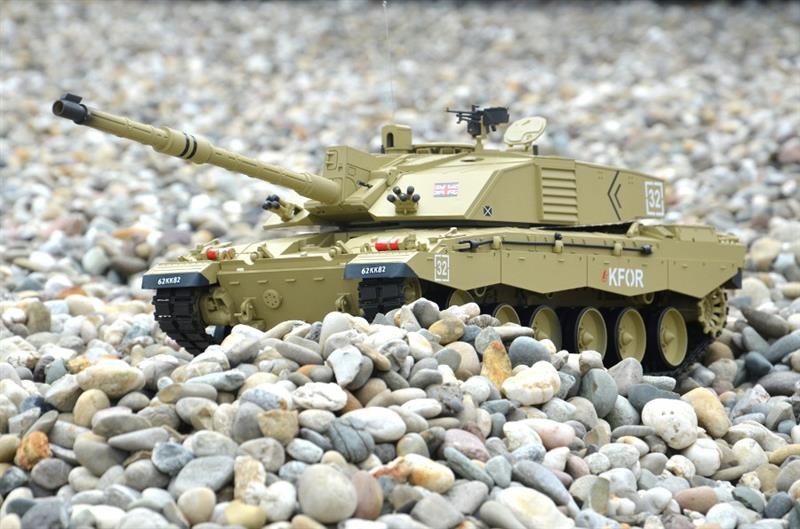 RC Panzer "Britischer Challenger 2" Heng Long 1:16 mit Rauch & Sound und Stahl – Bild 15